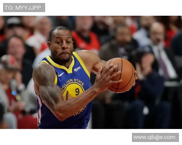 足球巨星心声:从他们的语录中汲取奋斗与激情的力量 足球巨星心声:从他们的语录中汲取奋斗与激情的力量